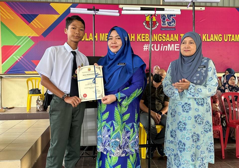 PENYAMPAIAN SIJIL KEHADIRAN PENUH (MAC- MEI) 2023